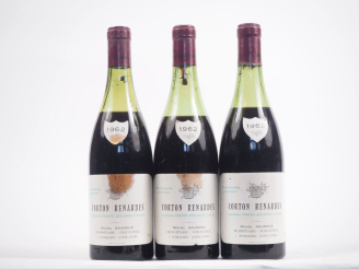 Vente aux enchères 3 BOUTEILLES CORTON RENARDES MICHEL GAUNOUX - 1962 - 5,8 CM/6 CM/6,8 C