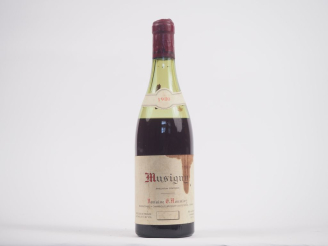 Vente aux enchères 1 BOUTEILLE MUSIGNY GC DOMAINE GEORGES ROUMIER - 1980 - 9 CM/ET/CAPSUL