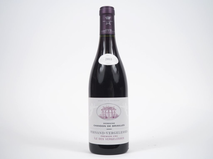 1 BOUTEILLE PERNAND VERGELESSES 1er CRU "ILE DES VERGELESSES" DOMAINE 