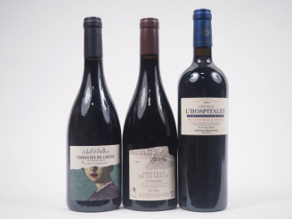 Vente aux enchères 3 BOUTEILLES : 1 TERRASSES DU LARZAC "GRANDE RÉSERVE" AUBERT ET MATHIE