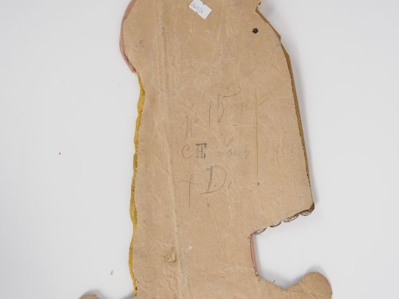 Soie brodée XIXème. "Vierge à l'enfant". Les yeux sont peints. H. 48 c