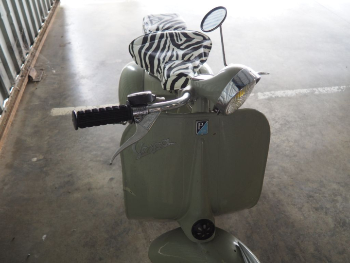 ACMA VESPA 125 N :   Numéro de série : 290.926 1ère M.E.C : 1958 Kilom
