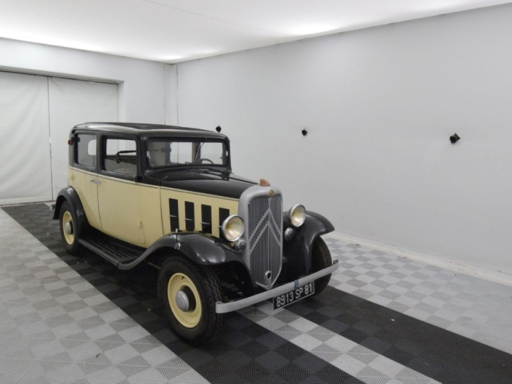 CITROEN ROSALIE BERLINE 8 :  Numéro de série :819805. 1ère M.E.C : 193