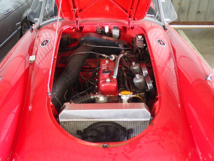 MGA 1500 mk1 ROADSTER :  Numéro de série :HD4345891. Numéro moteur :15