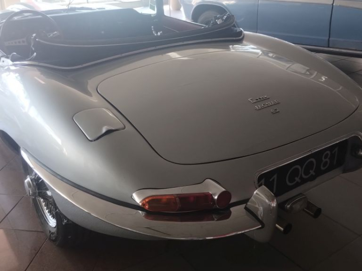 JAGUAR TYPE E CABRIOLET 4.2L BVM :  Import Usa. Carte grise française.