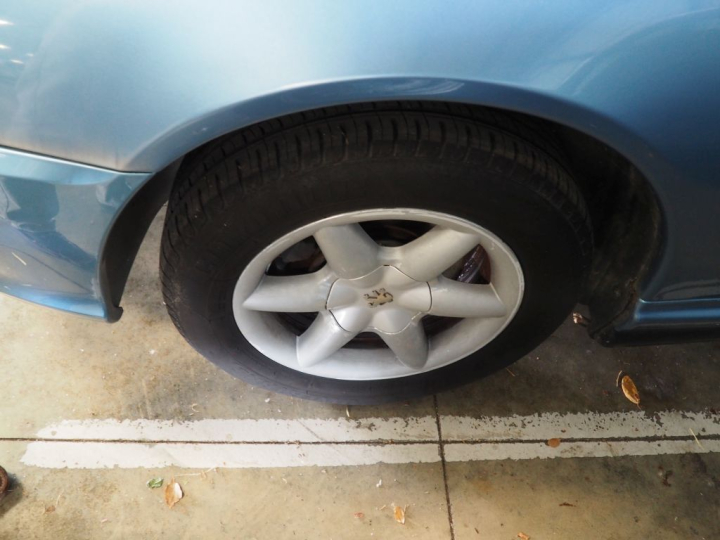 Peugeot 406 coupe 2l16s :  Numéro de série VF38CRFRE81084952 1ère M.E.