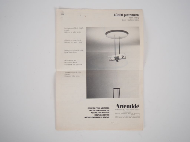 Franco FRATTINI par ARTEMIDE.  Paire de plafonniers Acheo. H. 34 cm