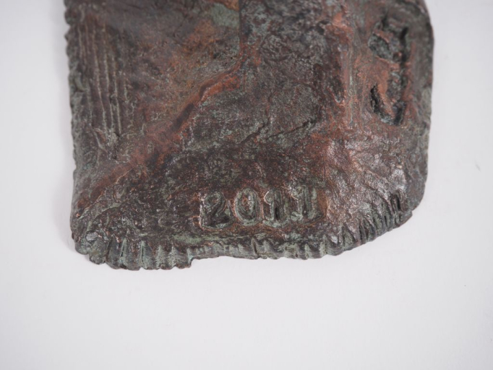 Daniel COULET. "Fleur". Sculpture signée. H. 35 cm.
