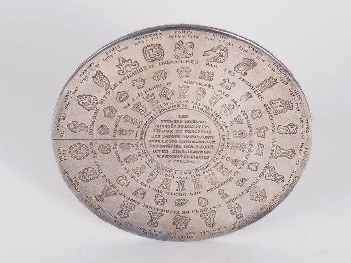 CHRISTOFLE. Plaque d'insculpation des poinçons d'argent des fermiers g