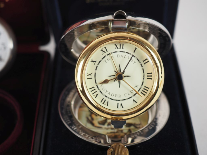 DALVEY. Voyager clock, scotland, dans son écrin avec son cetificat d'a