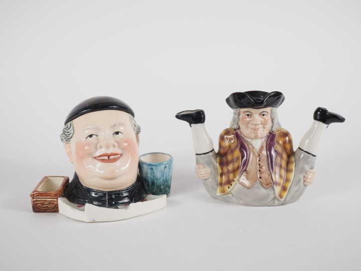 Bernard BLOCH. Pot à tabac en céramique figurant un moine souriant. Si