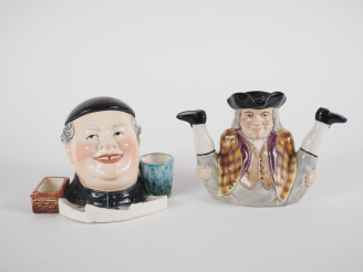 Vente aux enchères Bernard BLOCH. Pot à tabac en céramique figurant un moine souriant. Si