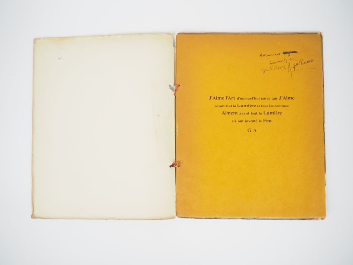 APOLLINAIRE (G.). LES FENÊTRES. P., André Marty, [1912-1913]. Grand in