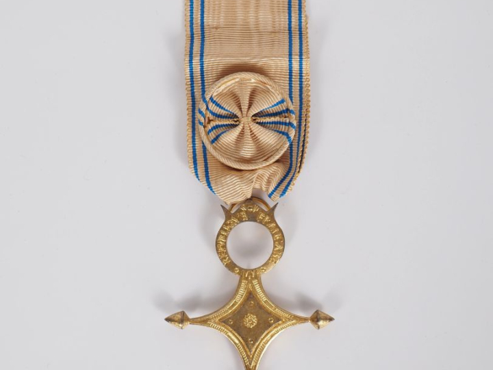 FRANCE  ORDRE DU MERITE SAHARIEN  Croix d’officier en vermeil. Poinçon