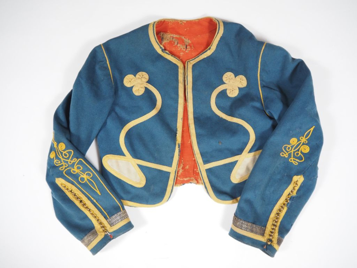 Boléro de sous-officier du 2e régiment de tirailleurs algériens  En dr