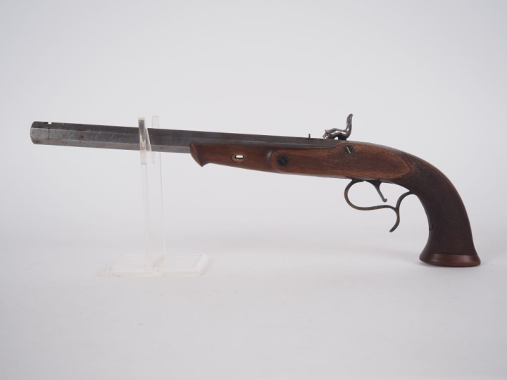 Pistolet à percussion pour le tir, calibre 45. Canons à pans marqué "W