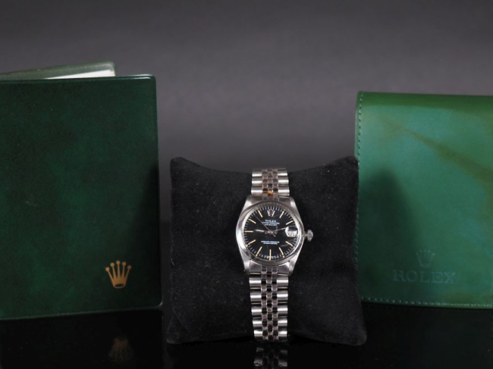 ROLEX, Oyster Perpetual Datejust Ref. 6824 Numéro. 5580660 Montre brac