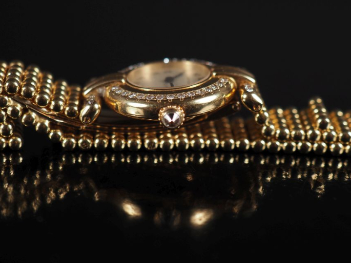 CARTIER, Colisée  Ref. 2871 Numéro. 8057911 Montre bracelet de dame, b