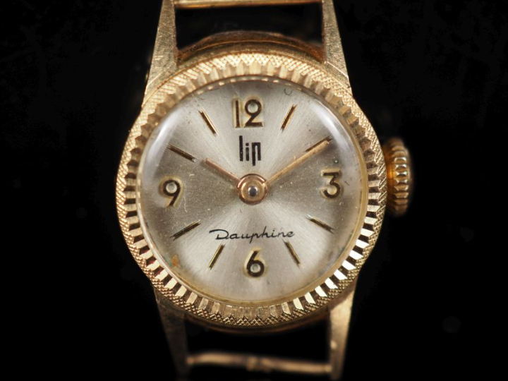 LIP, Dauphine N°79917 Boitier de montre de dame en or jaune 750.  Cadr